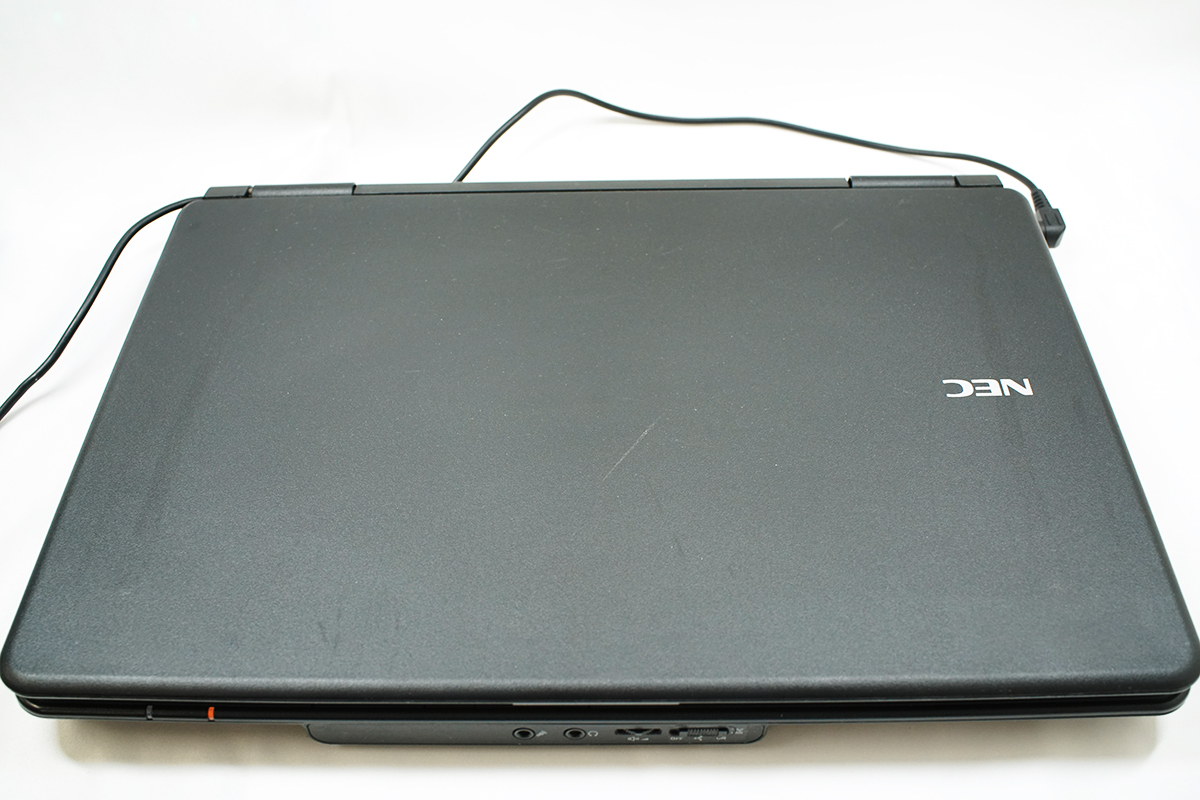 ジャンク品ノートパソコン　NEC PC-VK19 15.6インチ
